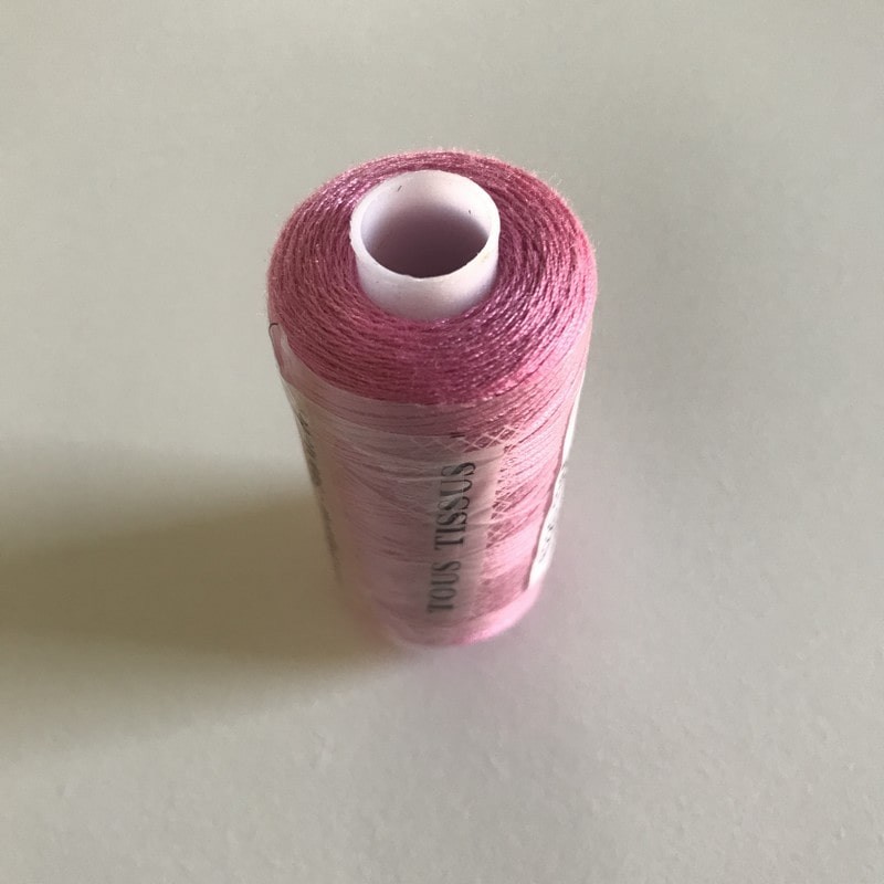 Fil polyester Rose bonbon clair - 03659 - 1000m 03659 :   : Mercerie, broderie, décoration et accessoires textiles pour toute la  famille